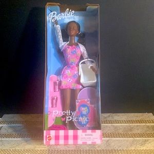 2000 Barbie Pretty Picnic NRFB-AA